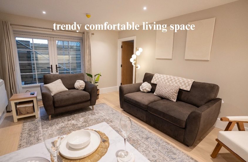 Luxury accommodation Broadway Cotswolds for village breaks