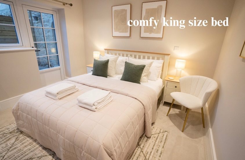 Luxury accommodation Broadway Cotswolds near High Street with LussoLets